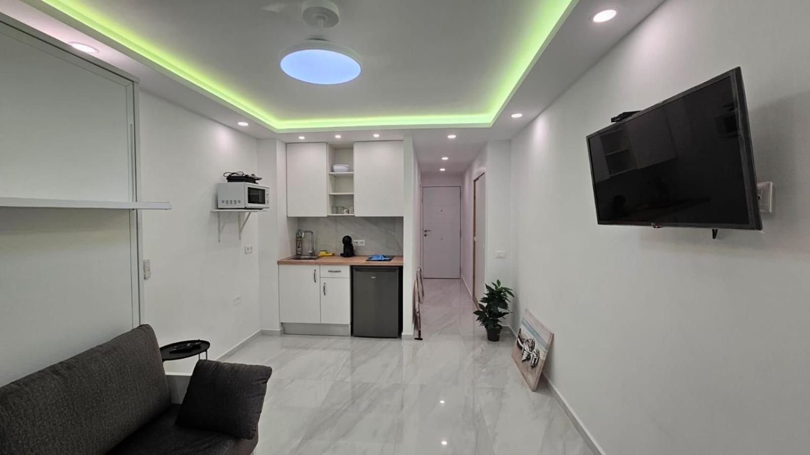 Lovely Estudio Americas, Sea View * Playa Feñabe